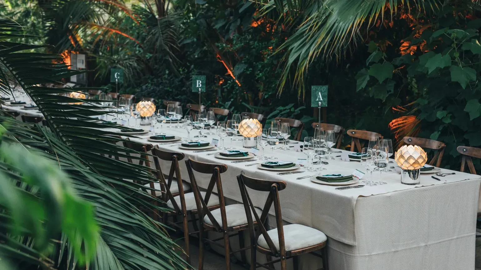 Temperate House dining