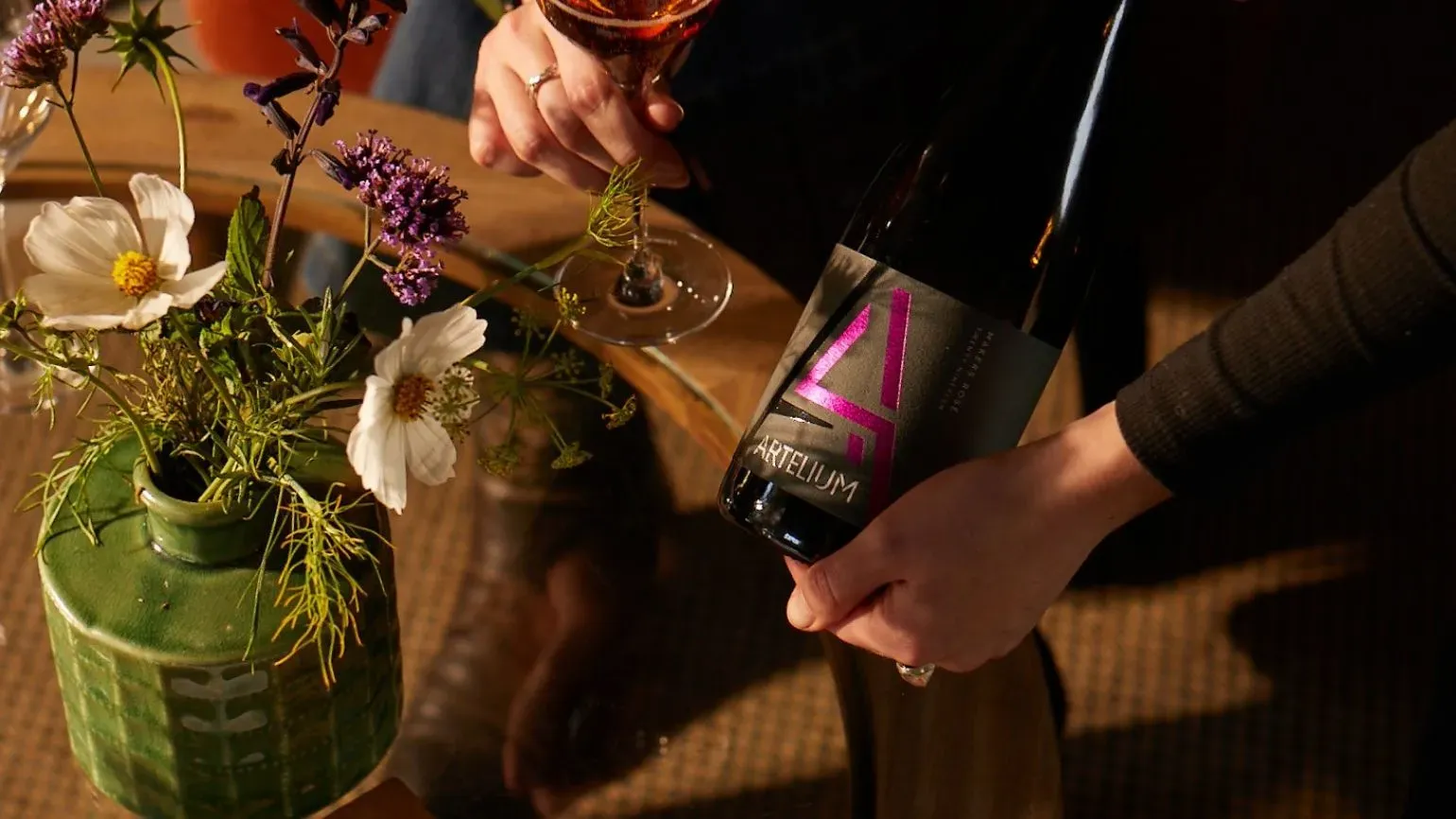 Artelium red wine bottle