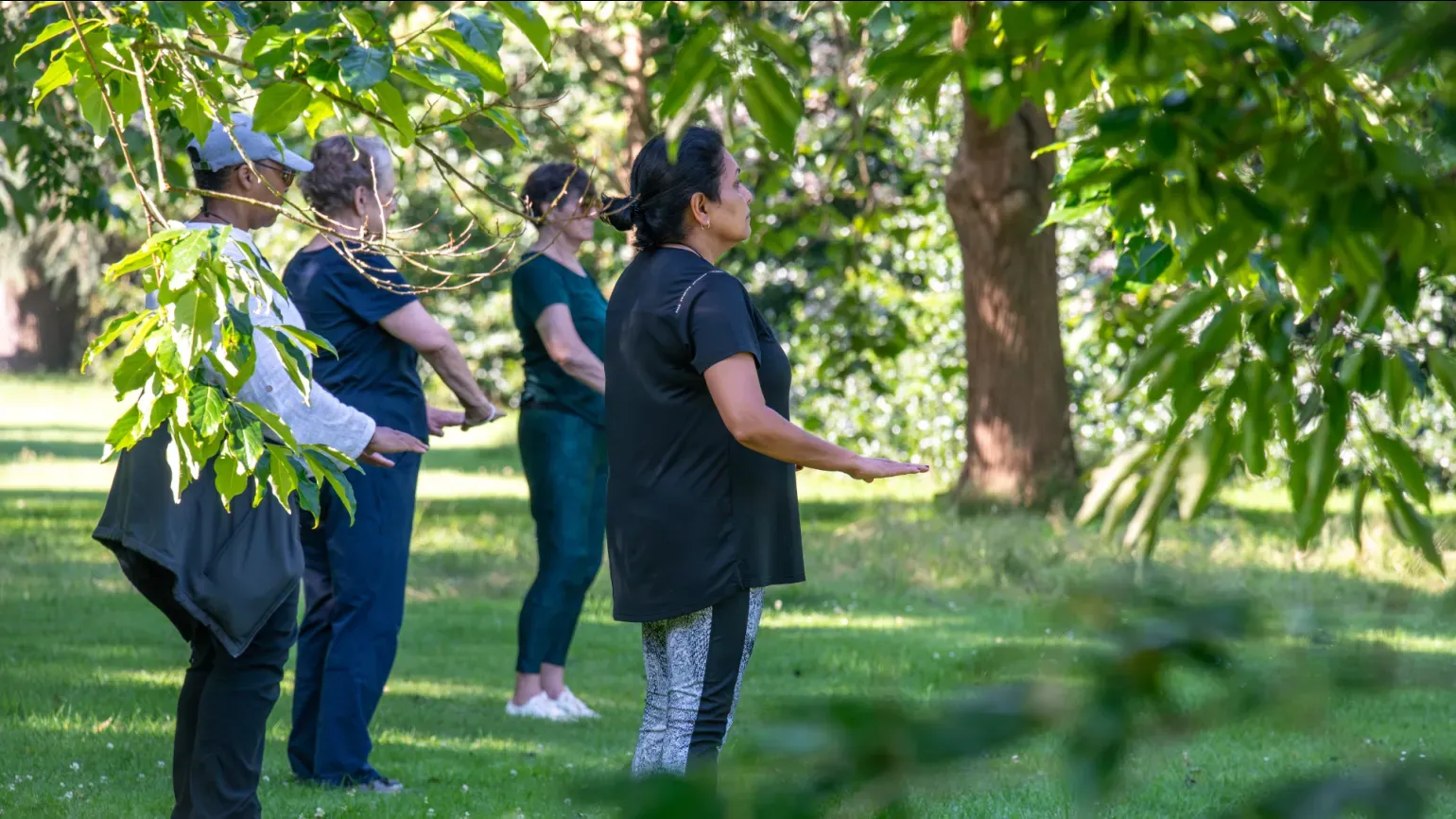 Tai Chi in Berberis Dell at Kew GArdens